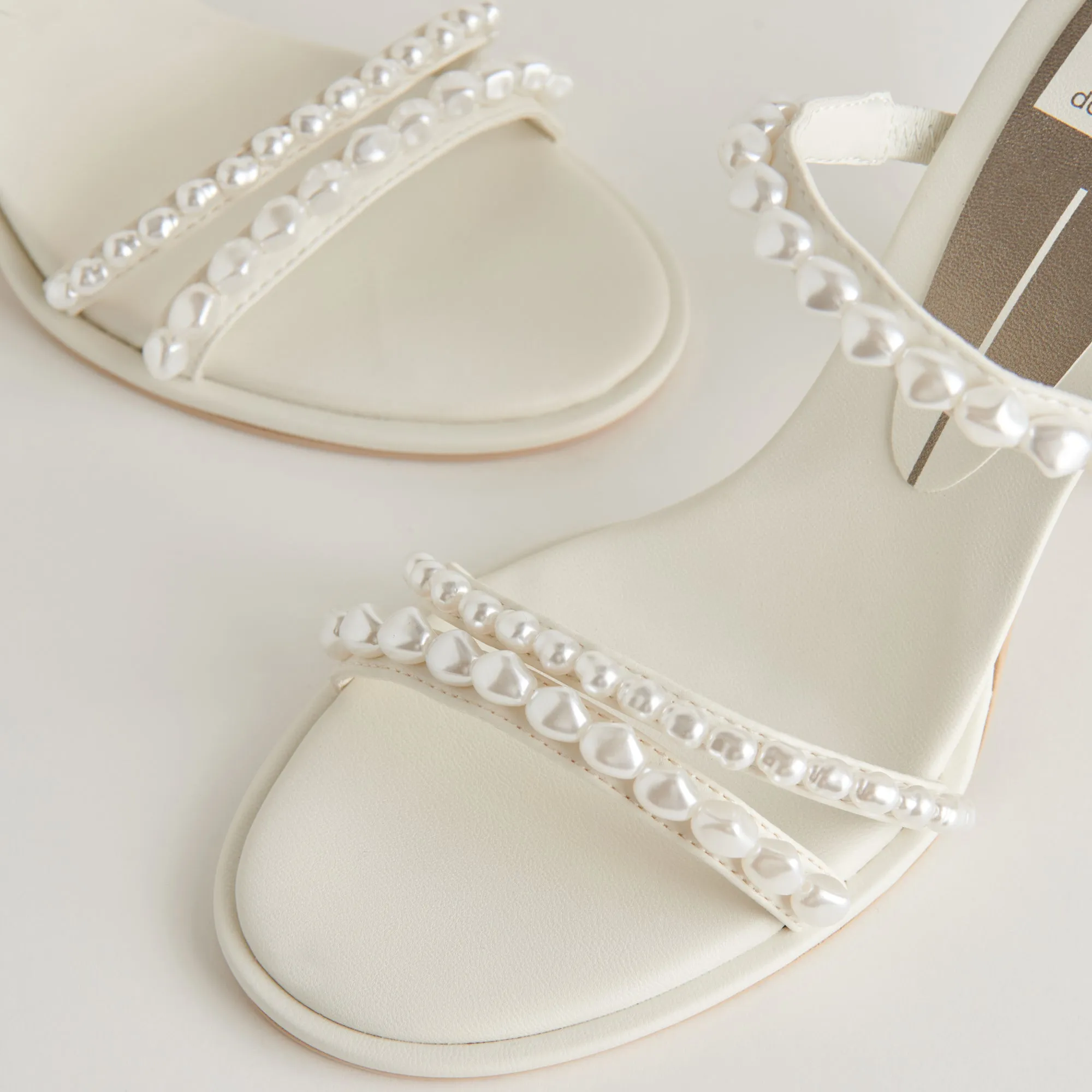 BARRIT PEARL HEELS VANILLA PEARLS